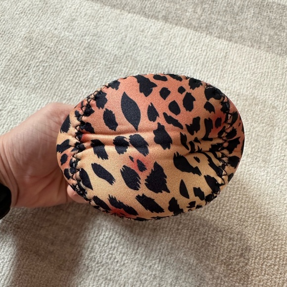 Javasok Leopard Sleeve Medium - Picture 3 of 6